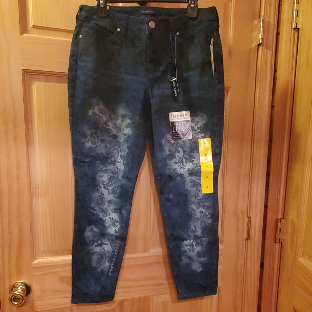 Bandolino curvy skinny crop Jean